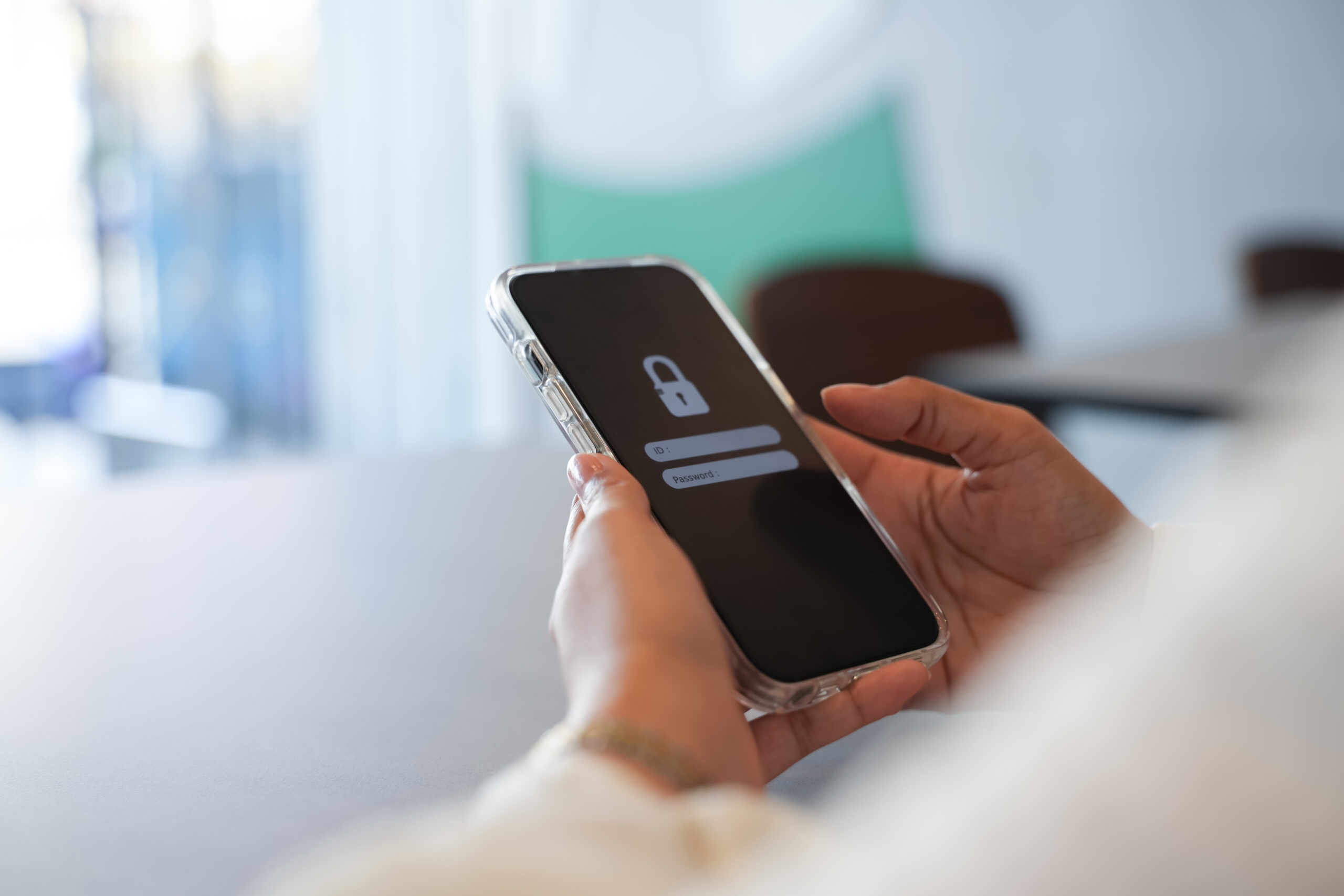 Téléphone portable avec plateforme de mot de passe