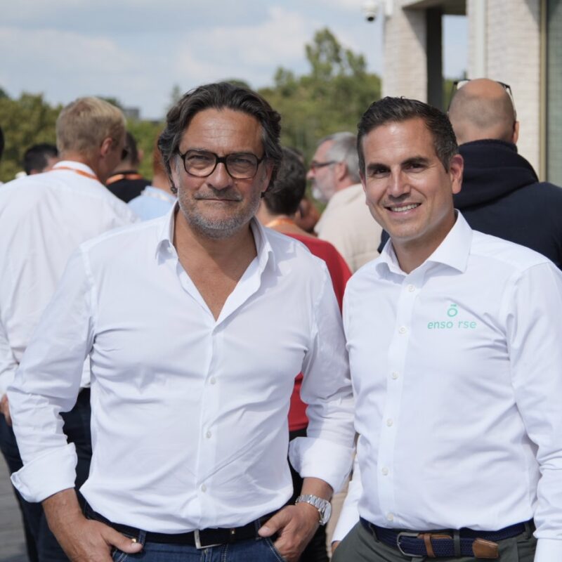 Photo de 2 hommes, Stéphane da Mota (enso rse) et Jérôme Clarysse (RCA)